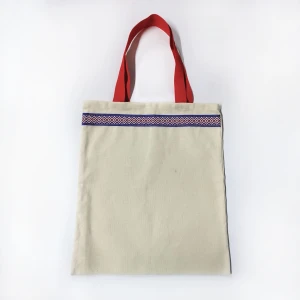 Сумка-шоппер бежевая с тесьмой «Камень-Оберег» в русском стиле на молнии