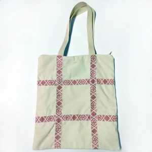 Сумка-шоппер бежевая с тесьмой «Паутинка» в русском стиле на молнии