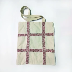 Сумка-шоппер бежевая с тесьмой «Солнечные лучи» в русском стиле на молнии